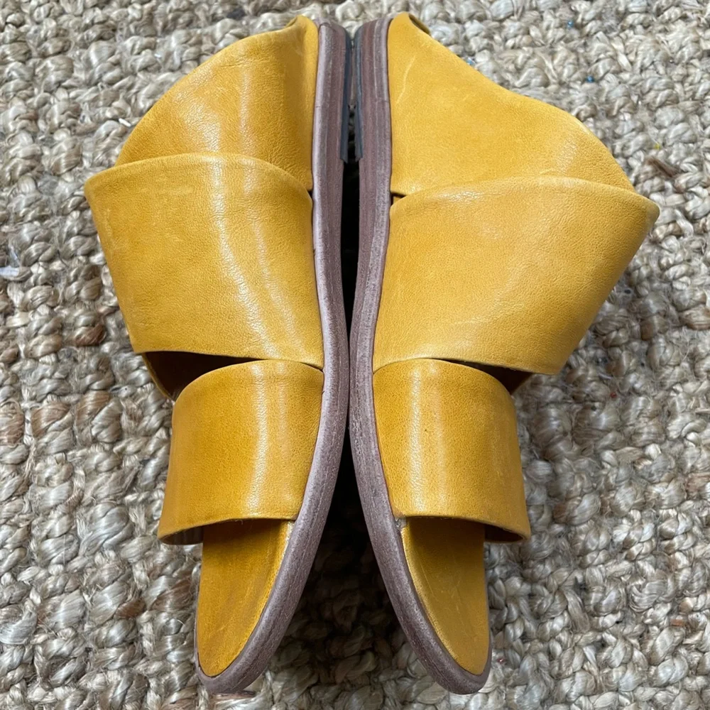 P Monjo Mule Slide Shoe Yellow Leather Slip On Sandals EU 41 - Picture 8 of 11